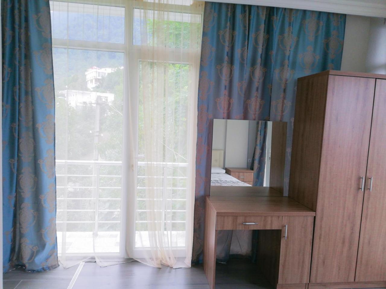Albatross Kvariati Guest House Extérieur photo